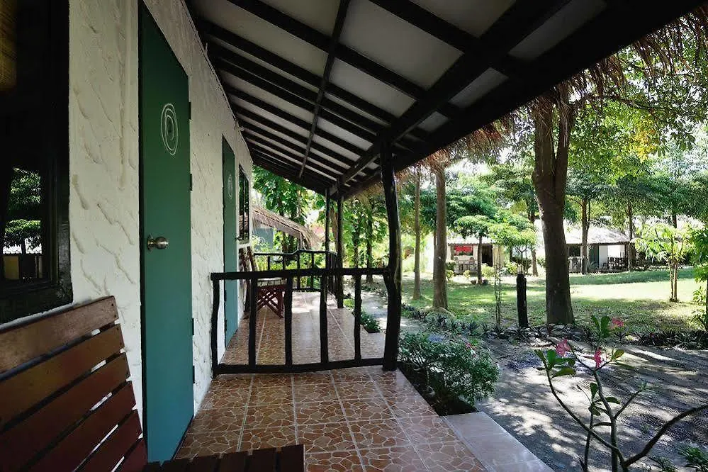 The Tropic Circle Hotel Ko Lanta