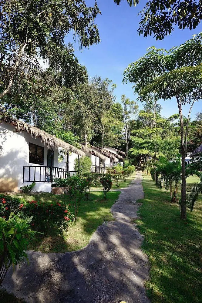 The Tropic Circle Otel Ko Lanta